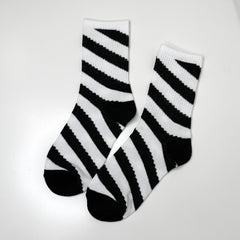 Socks Black & White Stripey - Mid Leg Socks