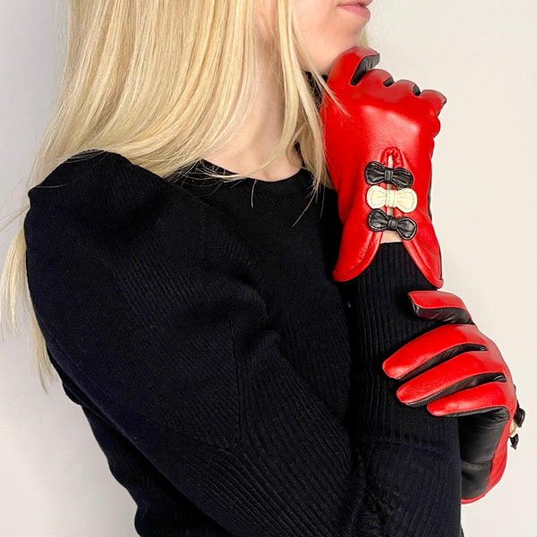 Gloves - Betty Bow red