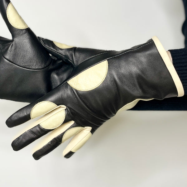 Gloves - Dottie Dot