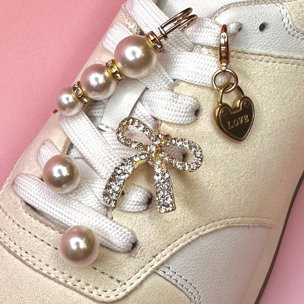 Charm Pearl Pin