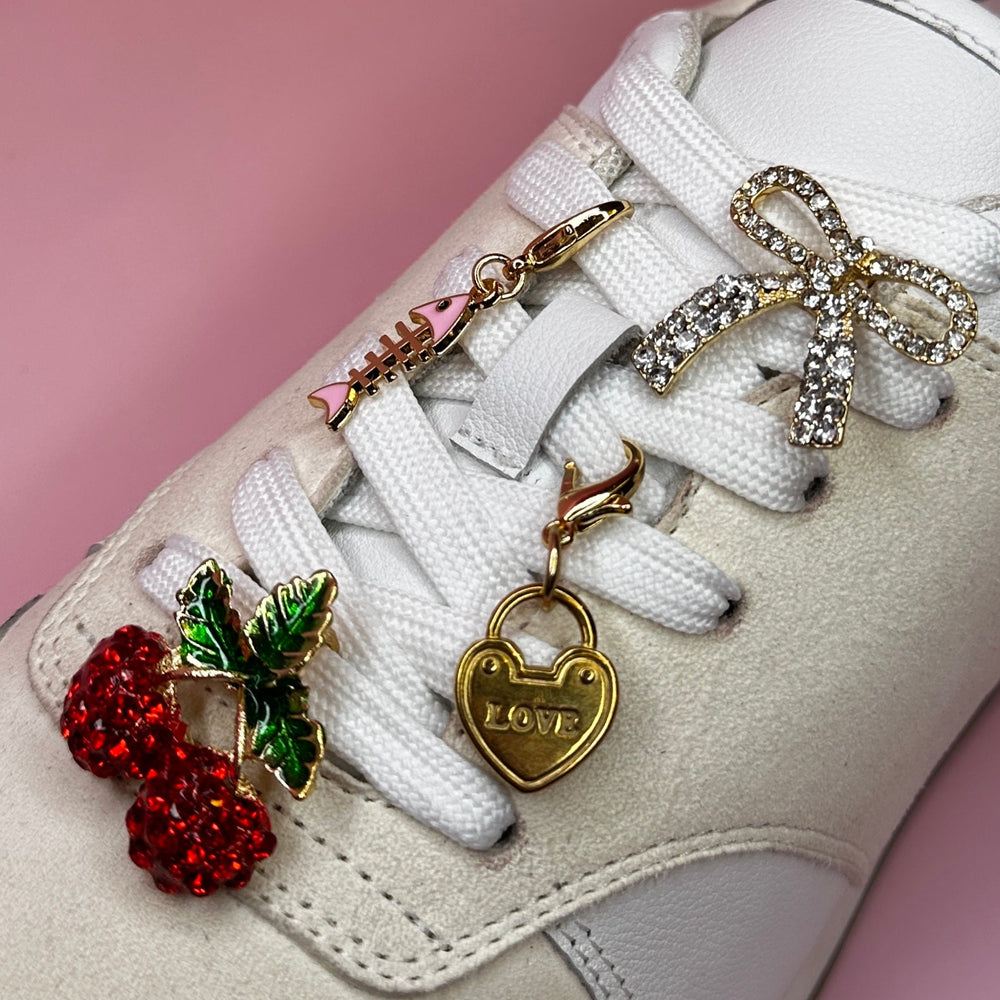Charm Diamond Bow