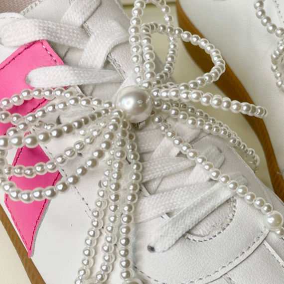 Charm pearly bow