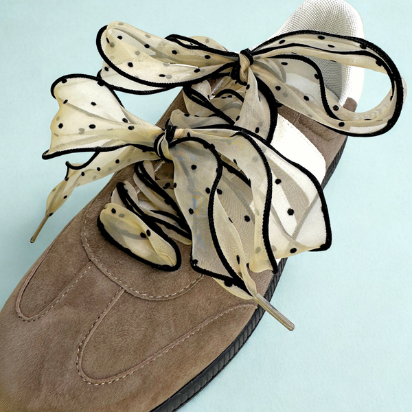 Dotted Mesh Laces